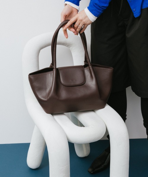 arholiday.standard トートバッグ fauxleather flap tote bag