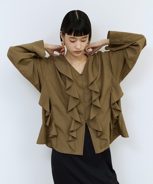 【値下】アダムエロペ   ラッフルショルダーブラウス 楽天市場】【SALE／60%OFF】ラッフルショルダーブラウス ADAM ET ROPE