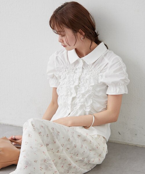 ブラウス シャツ 「＠___s_m17 セレクト/IVO」シャーリングシェイプシャツ レディースの画像