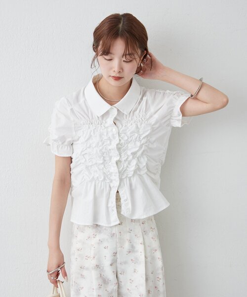 ブラウス シャツ 「＠___s_m17 セレクト/IVO」シャーリングシェイプシャツ レディースの画像