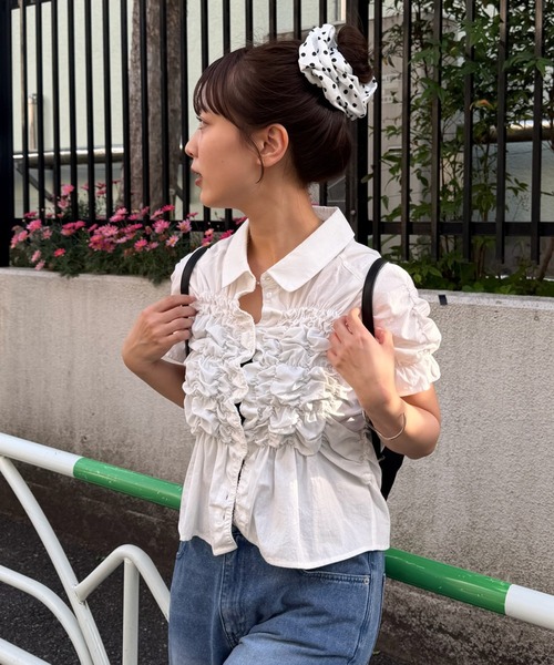 ブラウス シャツ 「＠___s_m17 セレクト/IVO」シャーリングシェイプシャツ レディースの画像