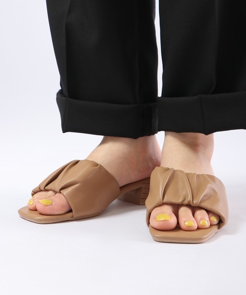 HOGAN*洗練されたスタイルを演出*チャンキー ブラウン サンダル osharewalker サンダル レディース スクエアトゥ シューズ 靴