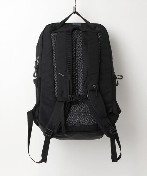 GREGORY ブラックバックパック ルーヌ28 RHUNE28 GREGORY デイバック リュック ルーヌ28 RHUNE 28 カーボン