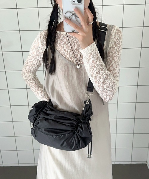 パリ発!［CLAUDIE PIERLOT］レザーショルダーバッグ追跡送料込み LYEON ショルダーバッグ バッグ ギャザーショルダーバッグ