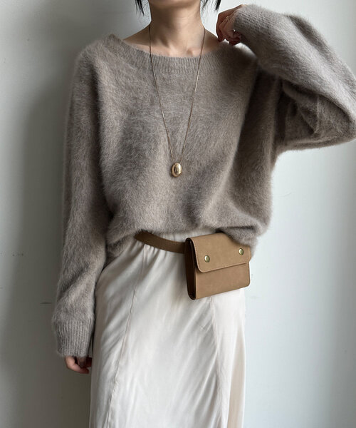 ドゥロワー ＊ふわふわ起毛感 ファーカシミヤ100% ふんわりゆるニット＊ ドゥロワー ＊ふわふわ起毛感 ファーカシミヤ100% ふんわりゆるニット