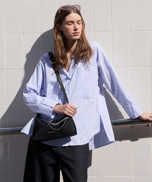 CHARLES ＆ KEITH ショルダーバッグ バッグ ナイロン チェーン