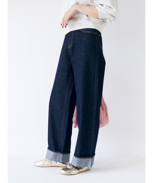 ungrid カーブデザインデニム Ungrid（アングリッド）の「デザインタックカーブデニム（デニムパンツ