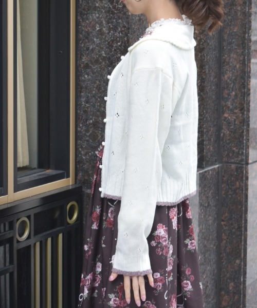 ともっち　新品☆アクシーズファムのリボン通しお花刺繍カーディガン axes femme（アクシーズ ファム） カーディガン フラワーリボン刺繍