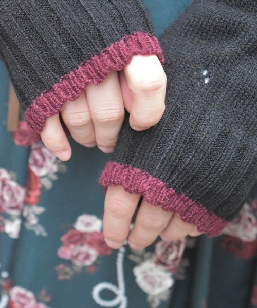 ともっち　新品☆アクシーズファムのリボン通しお花刺繍カーディガン axes femme（アクシーズ ファム） カーディガン フラワーリボン刺繍