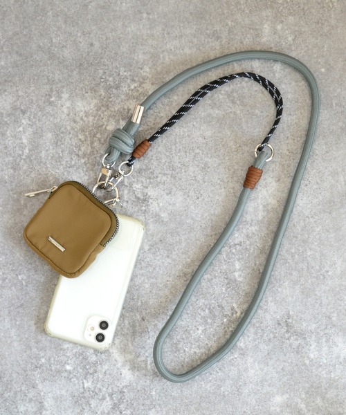 TOGA（トーガ） 「TOGA TOO/トーガトゥ」Leather phone handle strap