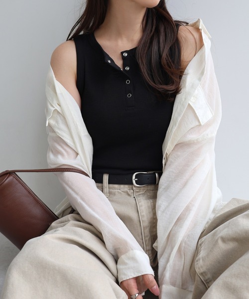 andme（アンドミー） タンクトップ ノースリーブ ヘンリーネックシアー