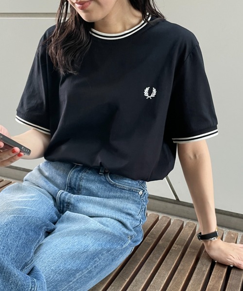 tシャツ 「FRED PERRY/フレッドペリー」 ツインティップライン ワンポイントロゴ刺繍Tシャツ M1588V レディース メンズの画像