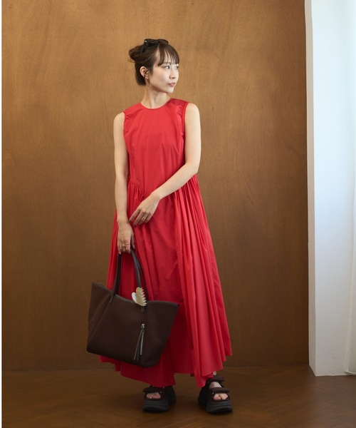 emmi ワンピース ギャザーフォルムナイロンワンピース : ZOZOTOWN