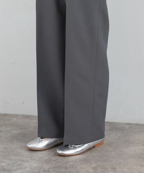 パンツ シャンブレーセンタープレスストレートパンツ レディース