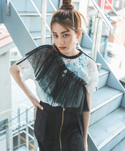 ホワイト レース付き 半袖Tシャツ Tシャツ レディース 半袖 レース 袖レース ショルダーレース