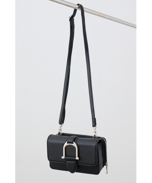 AZUL BY MOUSSY ショルダーバッグ バッグ フェイクレザーメタルパーツ  