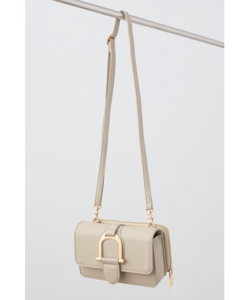 AZUL BY MOUSSY ショルダーバッグ バッグ フェイクレザーメタルパーツ  