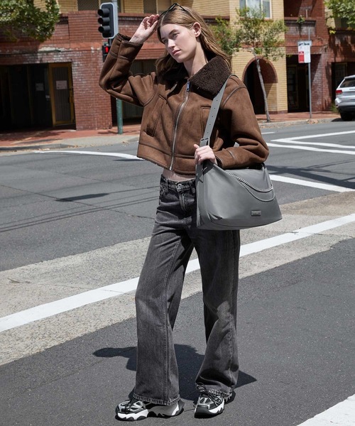 CHARLES & KEITH◆ナイロン チェーンリンク ショルダーバッグ CHARLES & KEITH ナイロン チェーンリンクスローチーホーボー