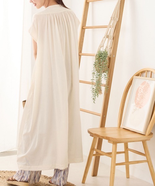 「OMNES」 ノースリーブワンピース FREE ホワイト レディース_画像4