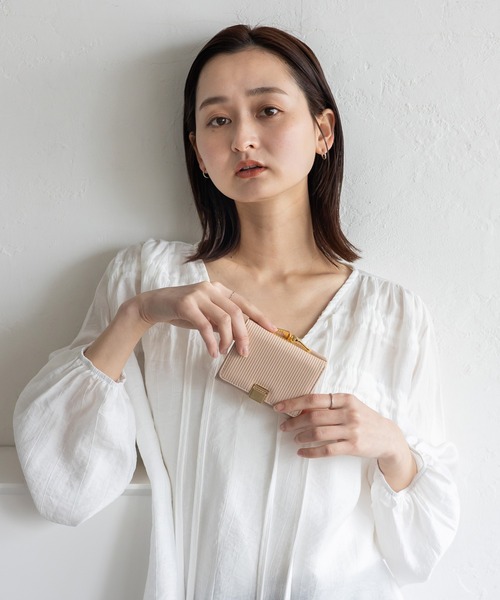 VitaFelice（ヴィータフェリーチェ） 財布 バイカラーがま口三つ折り