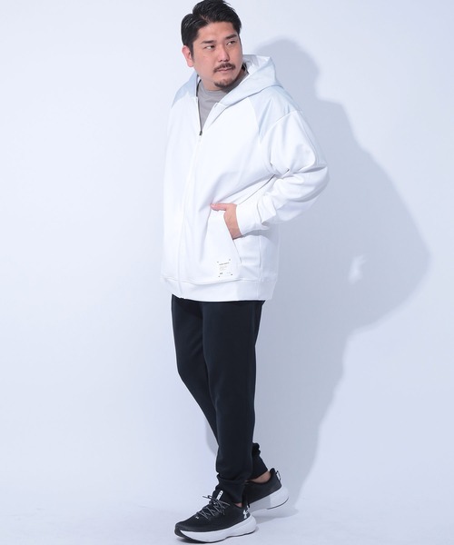 UNDER ARMOUR（アンダーアーマー） パーカー FITTED 切り替え