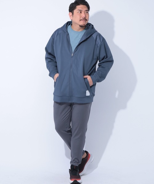 UNDER ARMOUR（アンダーアーマー） パーカー FITTED 切り替え