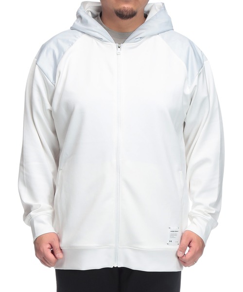 UNDER ARMOUR（アンダーアーマー） パーカー FITTED 切り替え