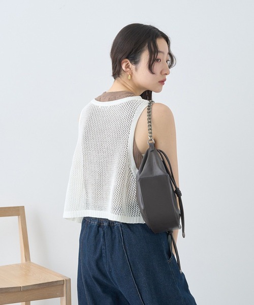 yori フラワー刺繍 シースルーブラックベスト キラキラフラワー刺繍ビスチェ/earth music&ecology（アース