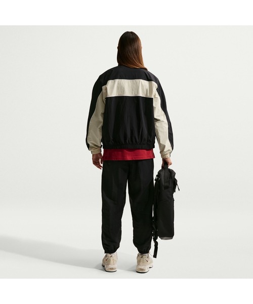 【未使用タグ付き】ナイキ シールド プリズム ナイロンジャケット XLサイズ NIKE（ナイキ） ナイロンジャケット M CLUB LTWT FZ JKT CTB メンズ