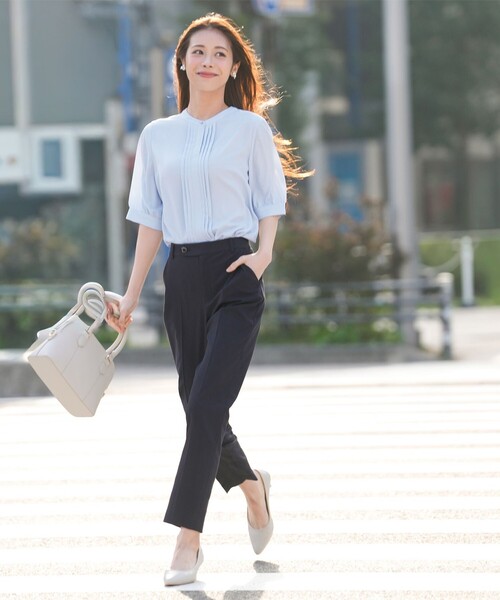 パンツ エアリーストレッチ テーパードパンツ レディースの画像