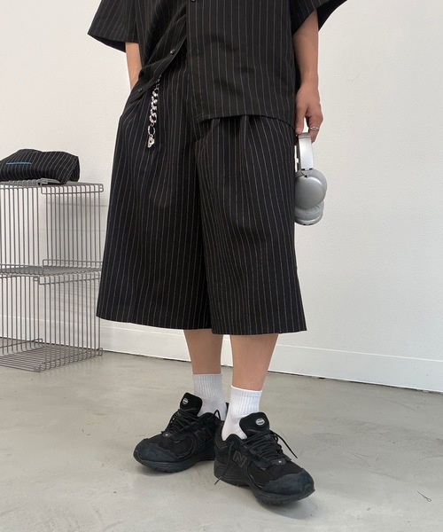 タックワイドパンツ スラック（パンツ丈タイプ：ハーフ）の商品一覧