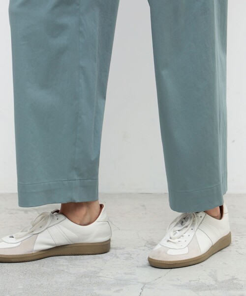 最終【美品】BACCA テーパード ウールパンツ ウエストゴム チャコールグレー 最終【美品】BACCA テーパード ウールパンツ ウエストゴム