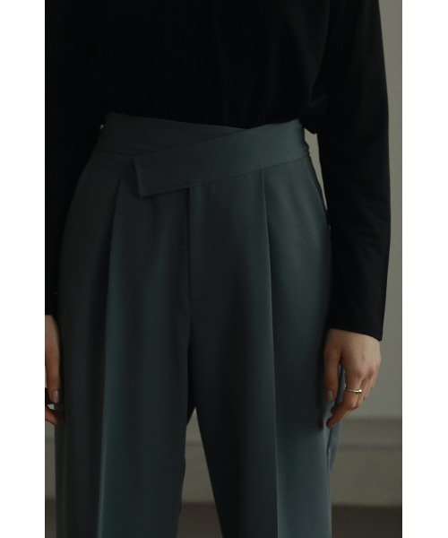 MANOF（マノフ） パンツ CROSS BELT LOOSE PANTS レディース