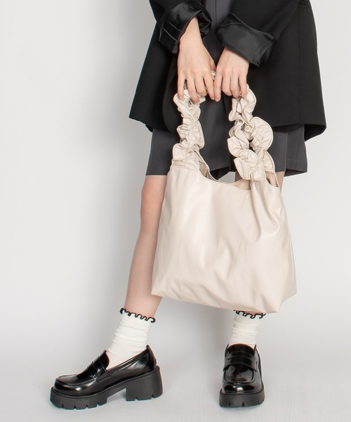 PAULE KA ポールカ ギャザー×リボン 本革 レザー トートバッグ 紫 polka トートバッグ ギャザーフリルハンドル レディース