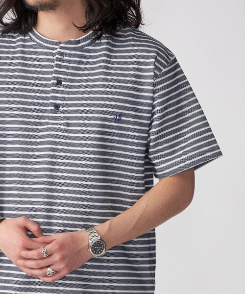 tシャツ 「WEB限定」SHIPS: ワンポイント ロゴ バーズアイ ヘンリーネック Tシャツ 24SS メンズ | SHIPS | 02