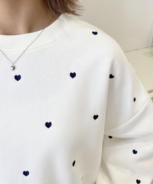 moment+ トレーナー スウェット 裏起毛ハート刺繍スウェット