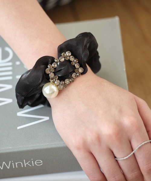 373　限定１♥️ブラックレースパール入りシュシュ　カメリアストーン付き シュシュ ビジューパールシュシュ : ZOZOTOWN Yahoo!店 - 通販