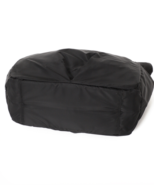 【極美品】NOMADIS　バック　BASQUE ナイロントート Amazon.co.jp: NOMADIS ノマディス 別注 BASQUE 予約限定
