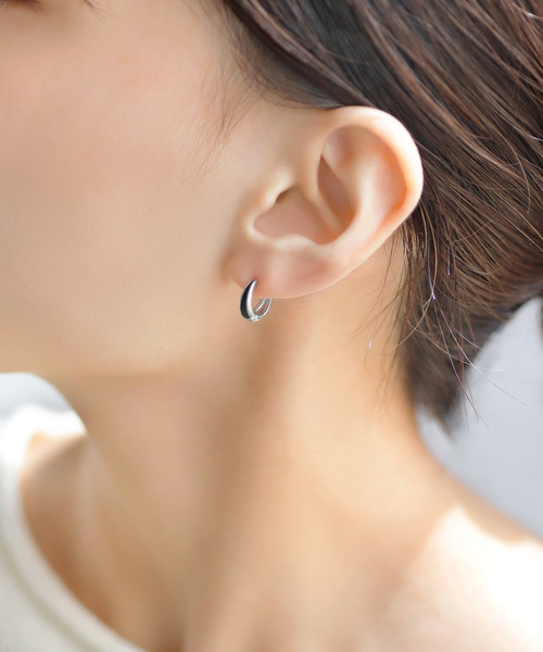 ANEMONE（アネモネ） ピアス モノトーンラインメタルフープピアス