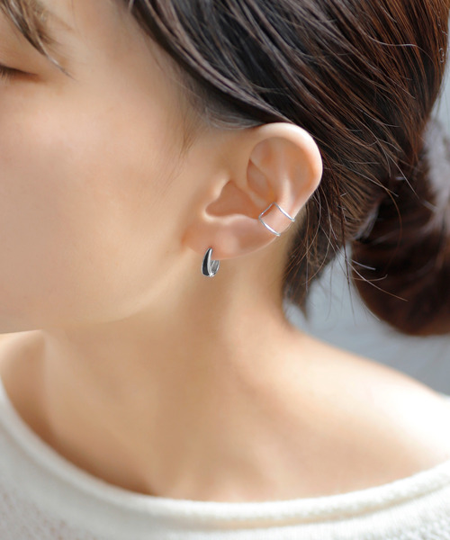 ANEMONE（アネモネ） ピアス モノトーンラインメタルフープピアス