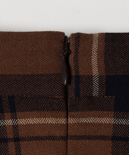 quaranciel スカート quaranciel:「洗濯機可能」アシンメトリー ヘム