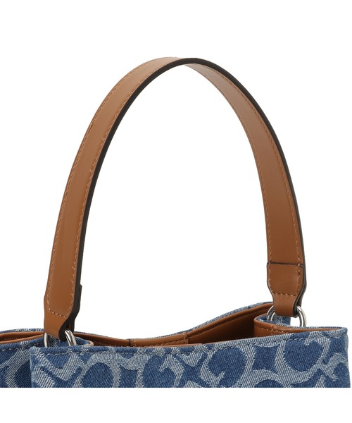 GUESS（ゲス） ショルダーバッグ バッグ WELLS Crossbody Bucket