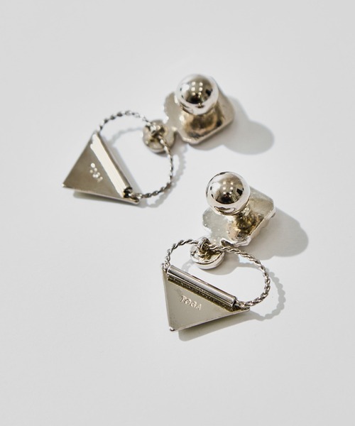 TOGA（トーガ） ピアス 「TOGA PULLA/トーガプルラ」Triangle pierced
