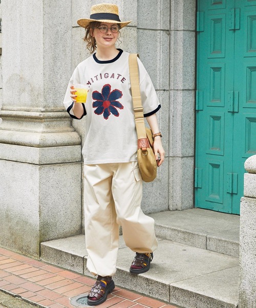tシャツ 半袖 ヴィンテージライクフラワープリントリンガーTシャツ