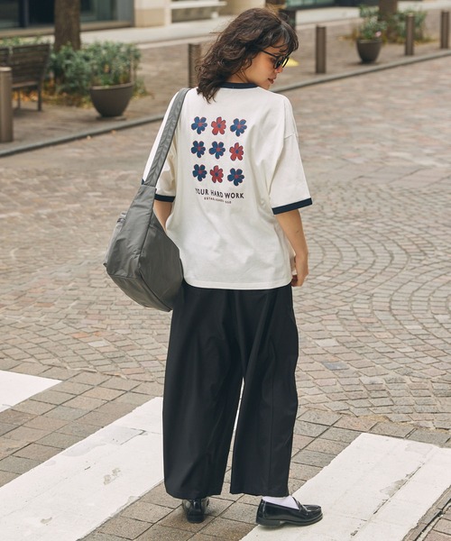 tシャツ ヴィンテージライクフラワープリントリンガーTシャツ