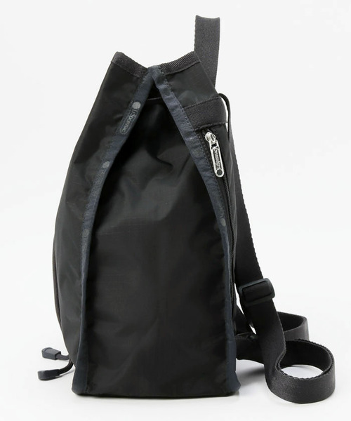【新品未使用】レスポートサック CINCH BACKPACK ディープシーブルー LeSportsac(レスポートサック)の「CINCH BACKPACKディープシー