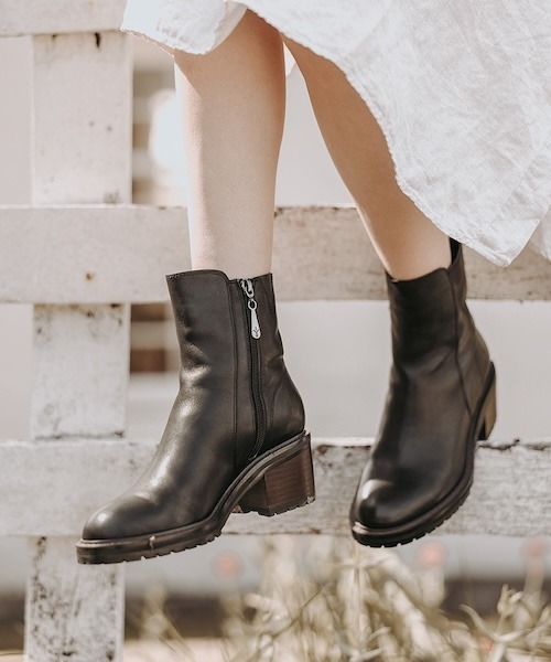EMU Australia 【未使用品】 Amazon.com | EMU Australia Women's Stinger Mini, Black, 5 M