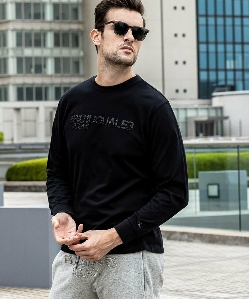 人気■1PIU1UGUALE3 RELAX■スパークリングロゴ Tシャツ 白 黒 1PIU1UGUALE3 RELAX tシャツ RELAX(ウノピゥウノウグァーレトレ