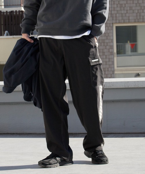 PLEASURES（プレジャーズ） カーゴパンツ サイドラインテープデザイン