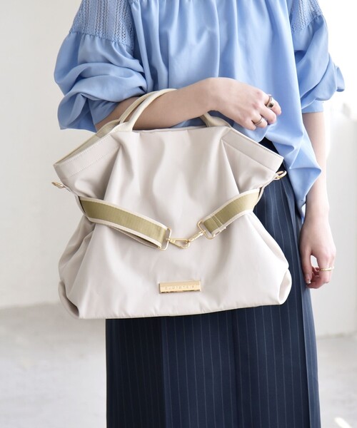 トートバッグ quaranciel: ラインベルト 2way ショルダー トート バッグ（A4対応） レディースの画像